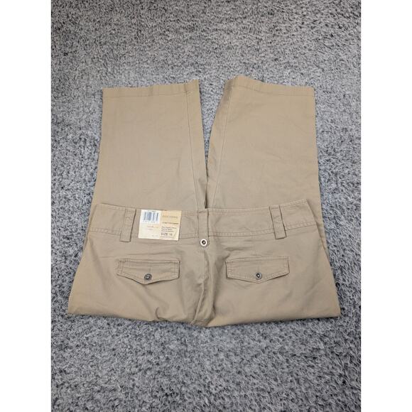 Dockers Pants Womens 16 Beige Classiccore Preppy Cropped Casual Normcore Work - Picture 1 of 9